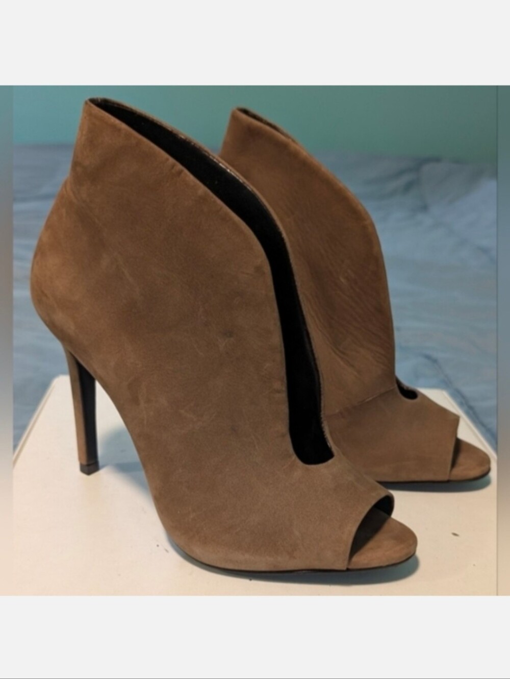 Schutz Elegant Tan Suede Peep-Toe Ankle Boots